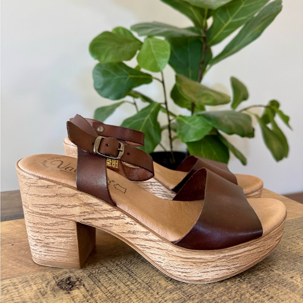 Valeria’s Women’s Block Heels